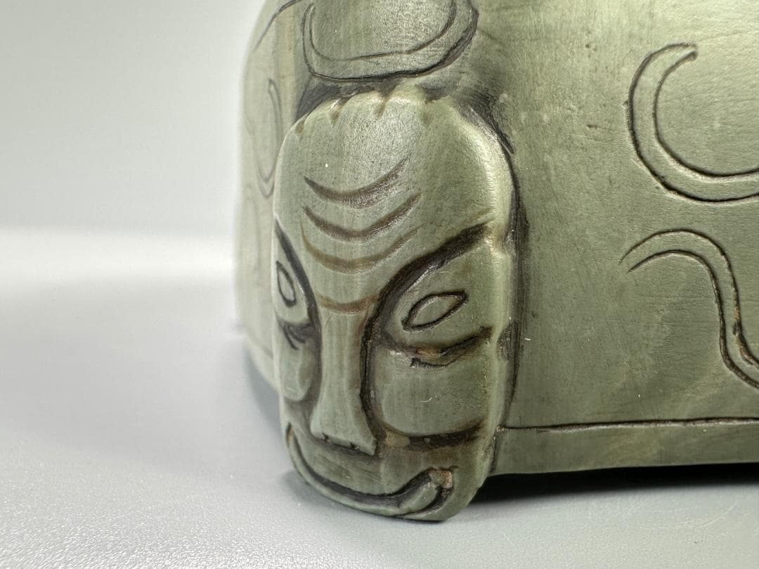 書道具　文房具　硯　緑端渓　旧蔵在銘　時代硯　唐木共箱