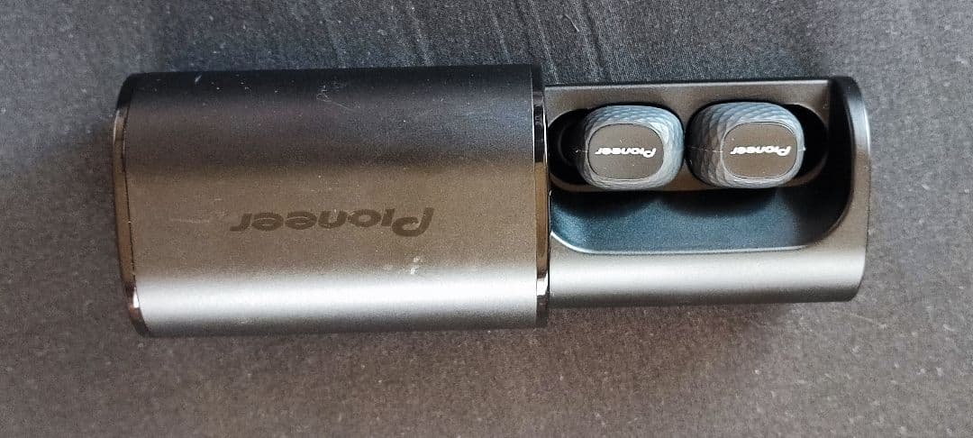 ヘッドホン Pioneer SE-C8TW(B)