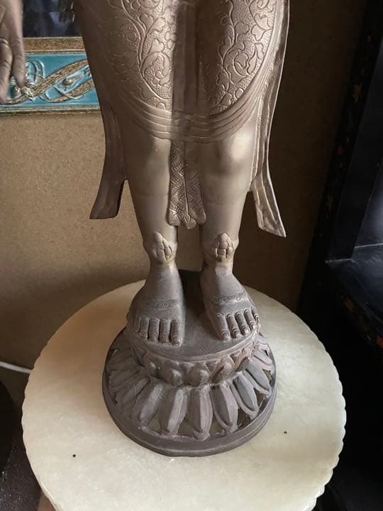 大きな古い仏像　海外の物　中国　タイ　インド　骨董品？　金属製（仏像のみ）