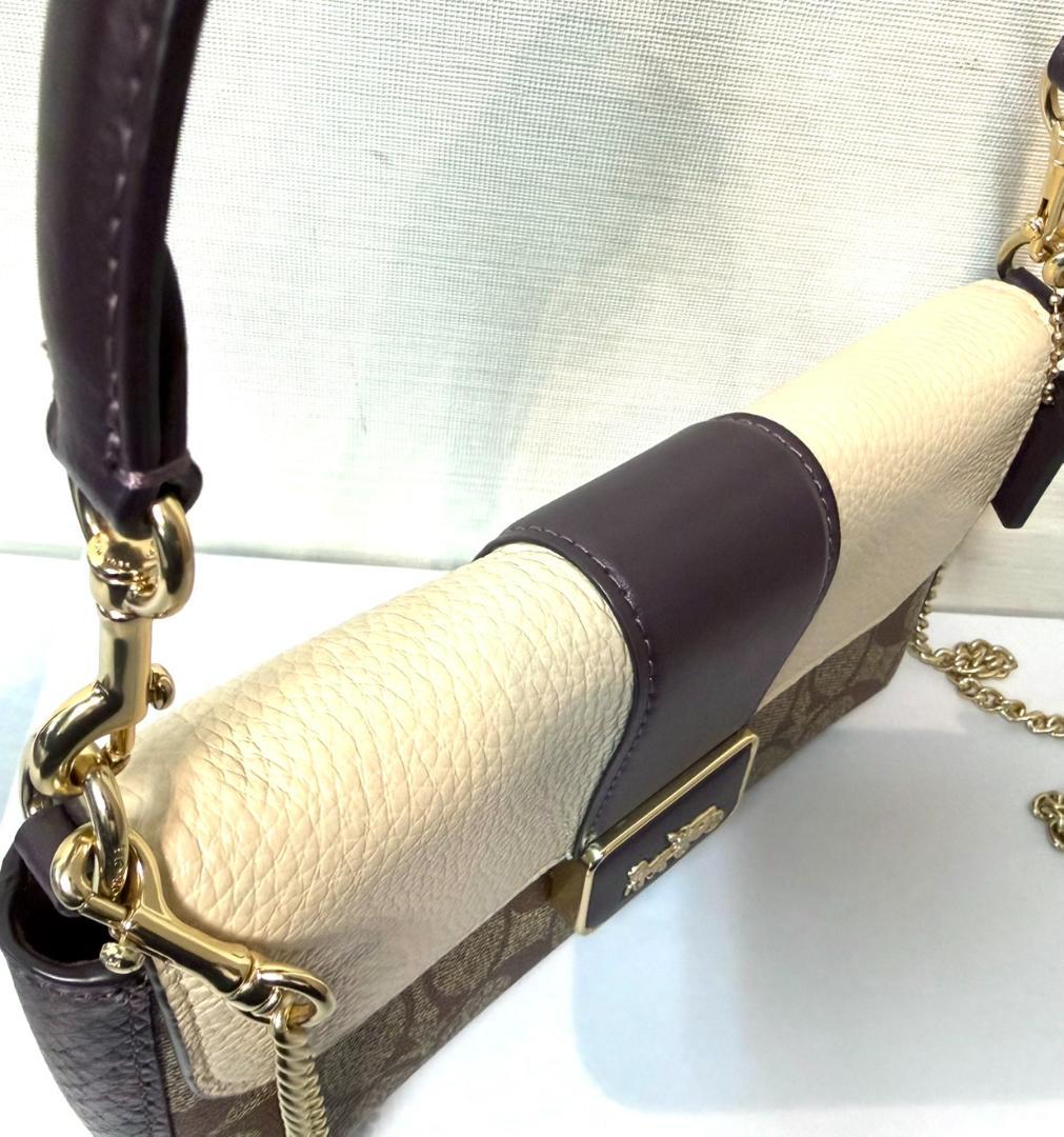 COACHコーチ ミニグレースクロスボディ シグネチャー キャンバス CC033