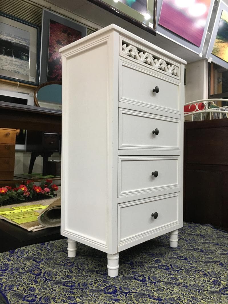 極美品！ 送料込！　 白家具　チェスト キャビネット　杉材　モデルルーム展示品！