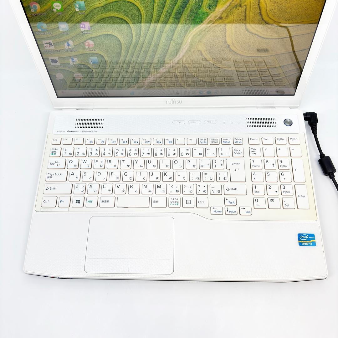 富士通 ノートパソコン Corei7 SSD メモリ16GB Win11 A35
