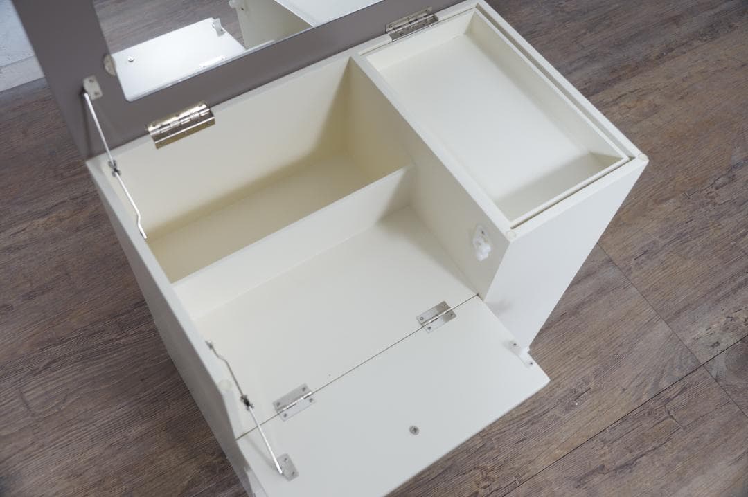 送料無料【新品】これ便利！　たっぷり収納 多機能 コスメ ワゴン