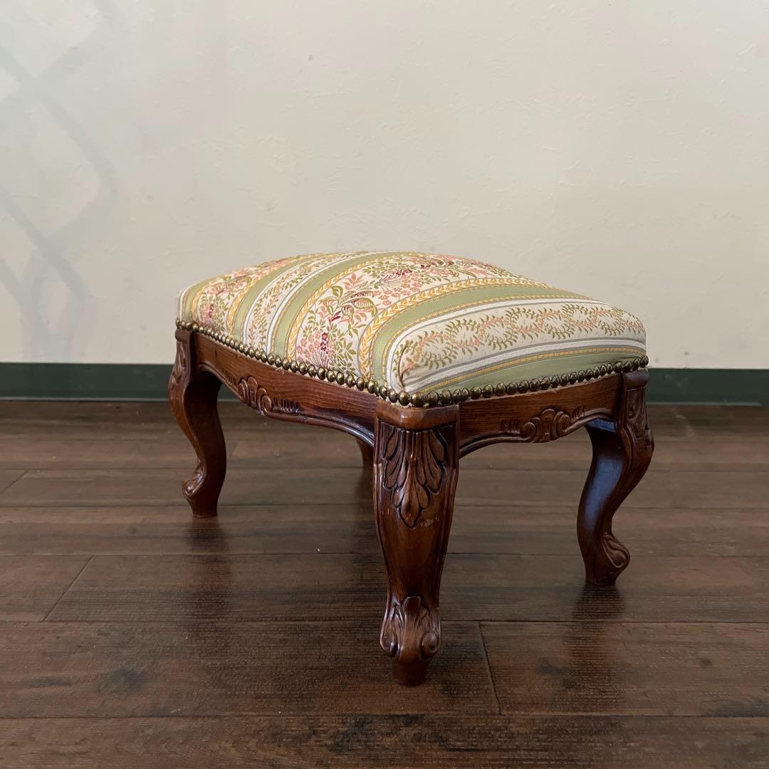 k067r120 クラシカルなスツール・オットマン 2個セット ストライプ 猫脚