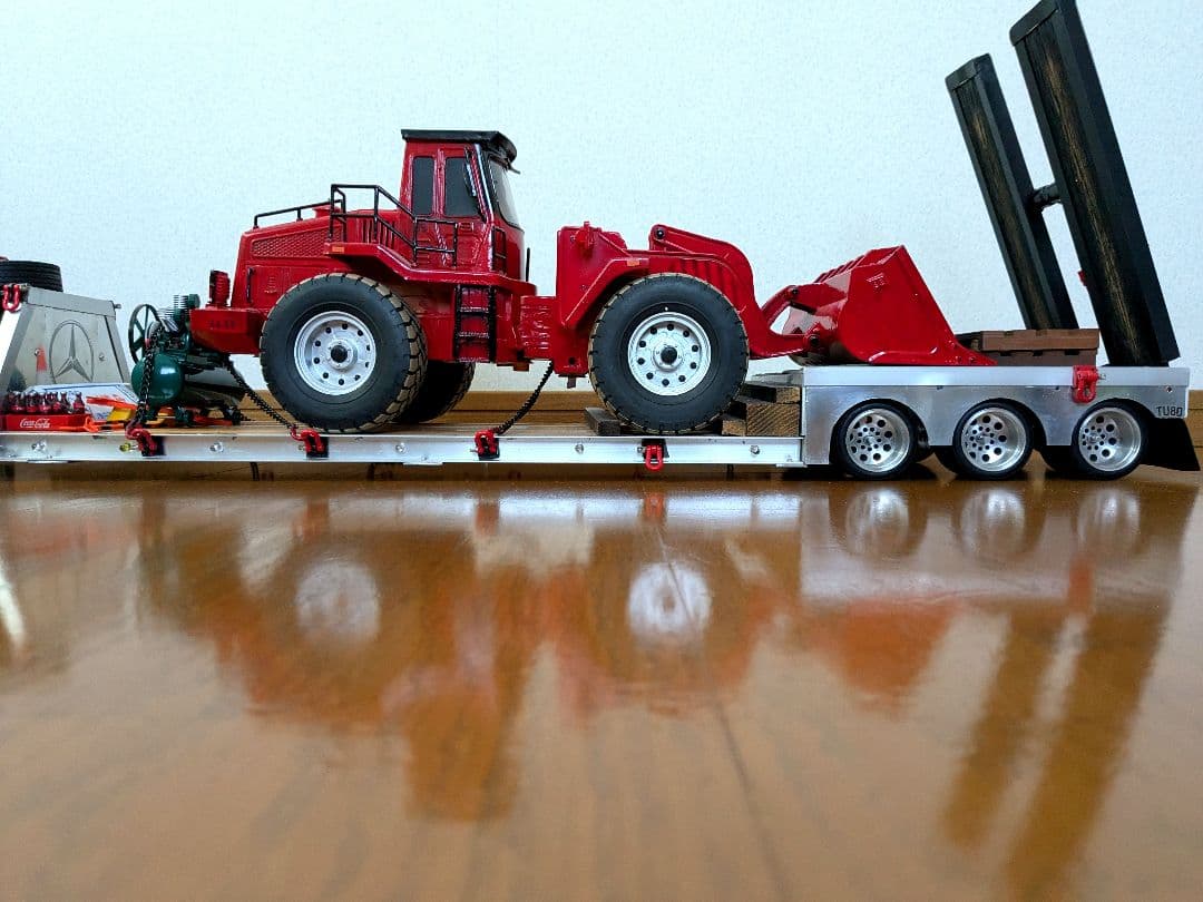 1/14トレーラー　重機運搬低床キャリアカー、　ショベルカー、ホイールローダー