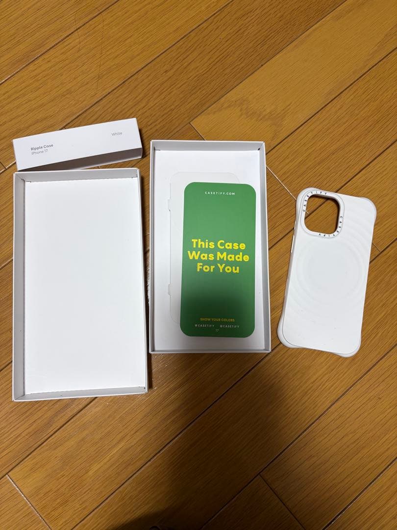 CASETiFY iPhone17用ウェーブシリコンケース　ホワイト