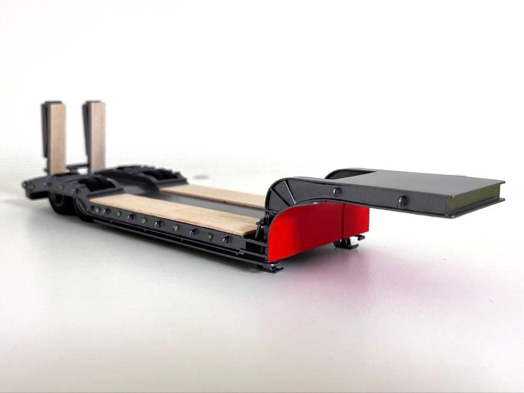 1/50 8輪低床 トレーラー 建機 重機 デコトラ