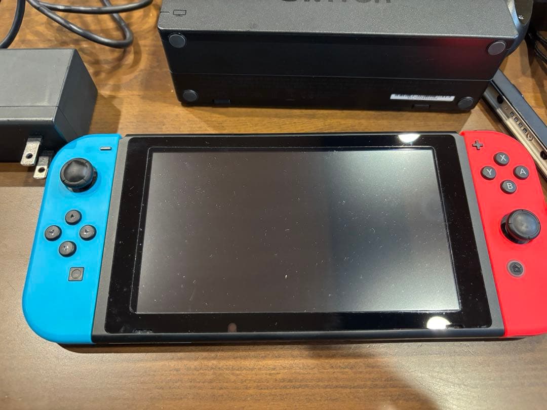 Switch 本体＋周辺部品