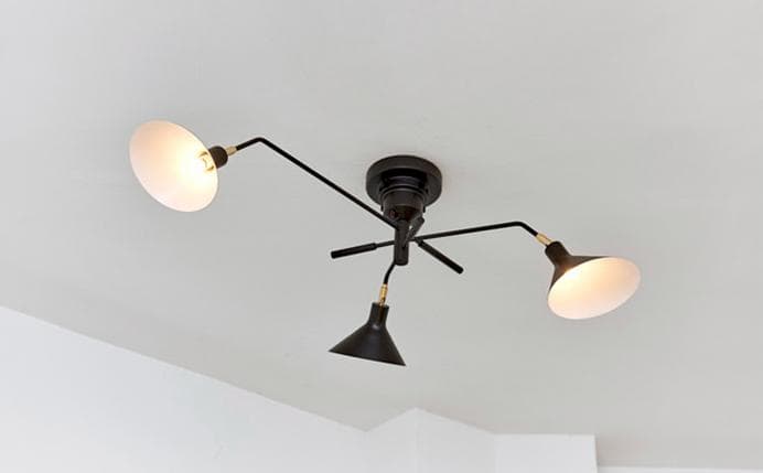 リモコン式 可動型3灯式シーリングスポット　ブラック