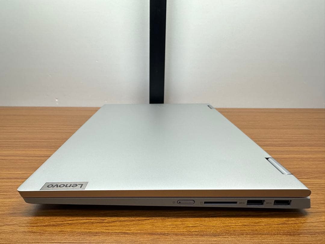 4.Lenovo flex 5 i7-1165G7 16Gb 512Gb タッチ