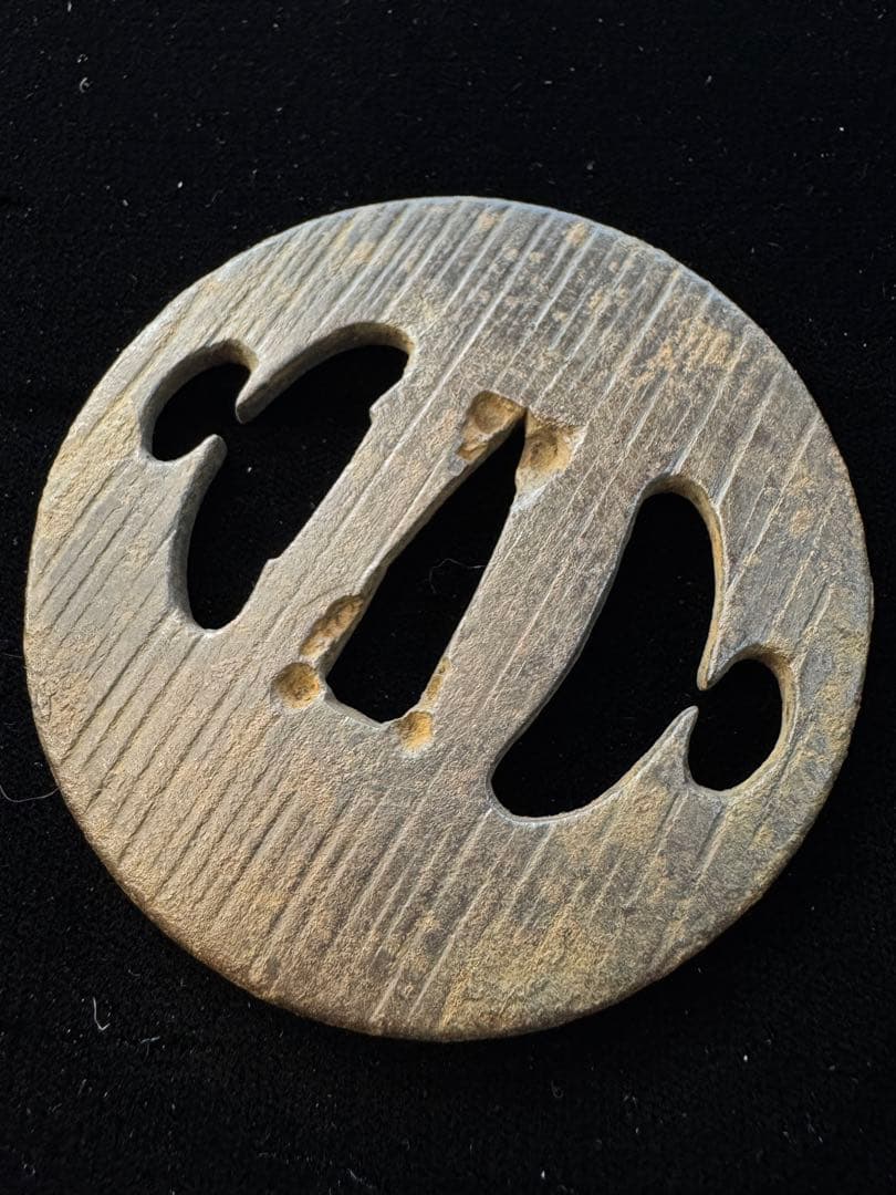 無銘 鉄地透かし鐔 雨に市女笠図 鍔 拵 日本刀 刀装具 骨董 古美術 江戸時代