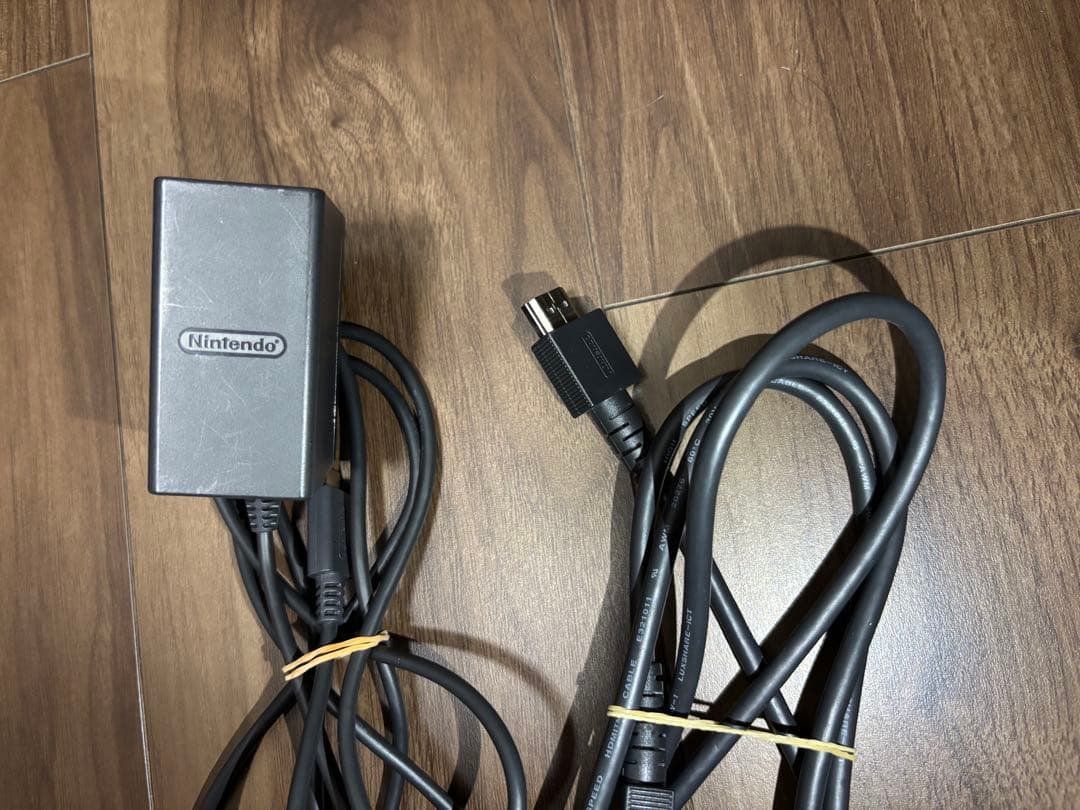 Nintendo Switch 本体 グレー 付属品と純正ケース付