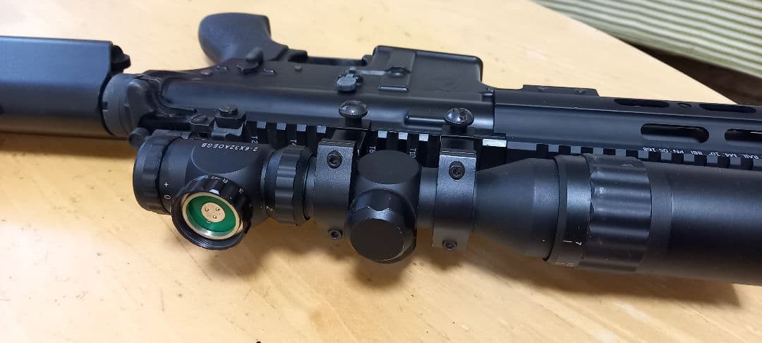 東京マルイ 次世代電動ガン スコープ付き