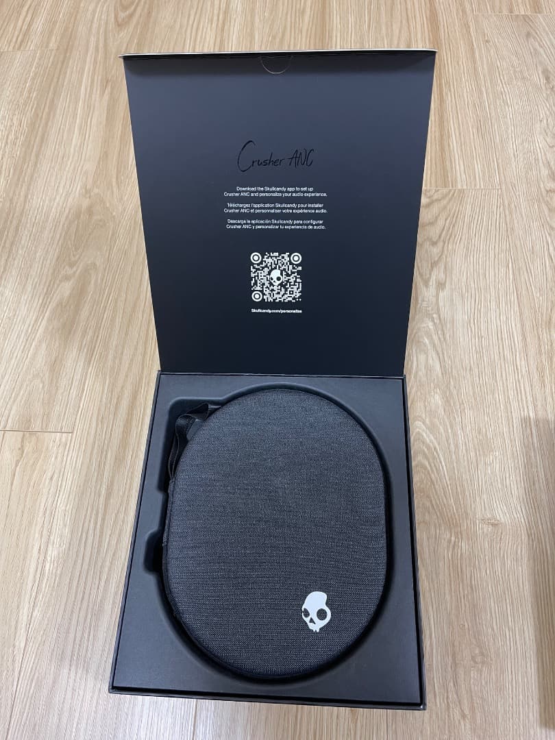 【美品】Skullcandy ワイヤレスヘッドホン レッド　重低音振動機能付き