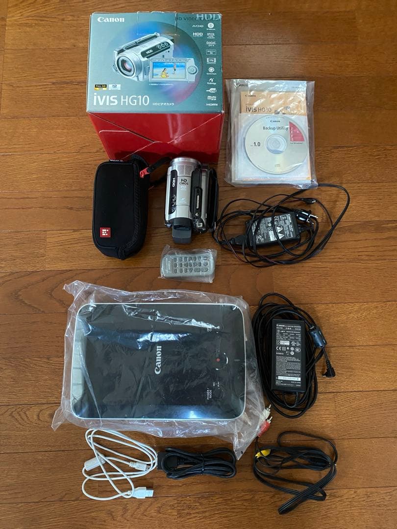 HDビデオカメラCanon iVIS HG10 （DVDライターDW100付き）