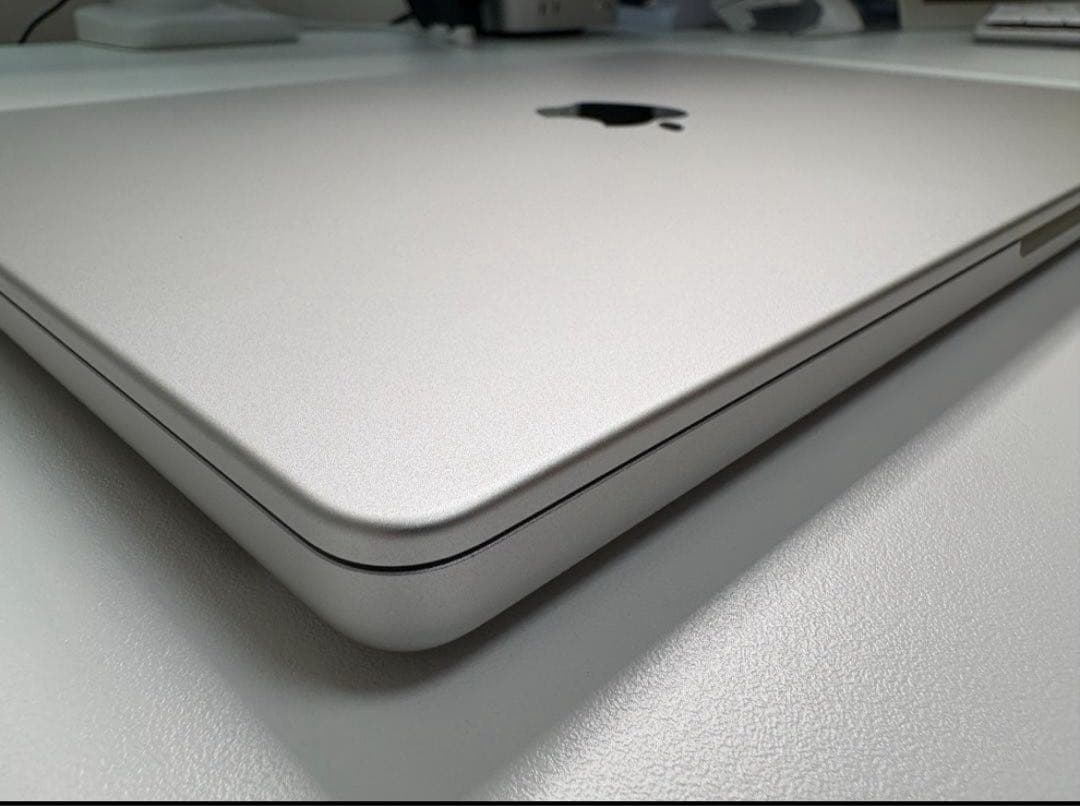 MacBook Pro 14インチ M2 Pro 16GB/1TB