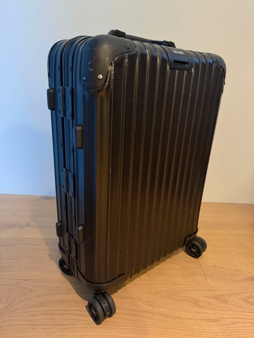 RIMOWA TOPAS CABIN 32L キャリーケース　4輪
