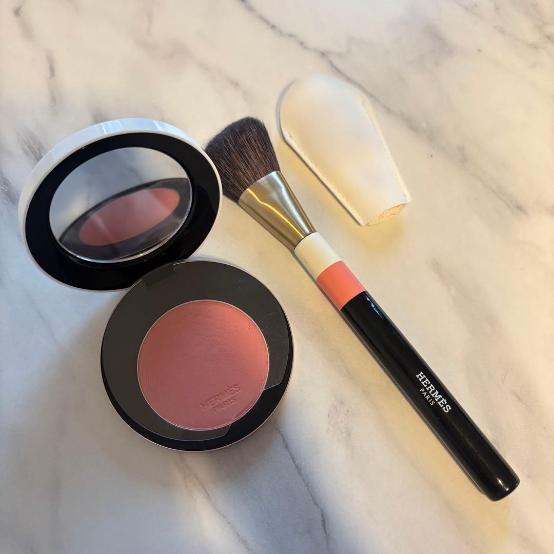 HERMES パウダーチーク 37 ローズポワヴレ　チークブラシ