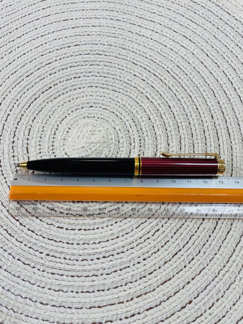 テ*ナ様 ペリカンボールペンk600 スーべレーン　ツイストタイプ　油性　箱なし