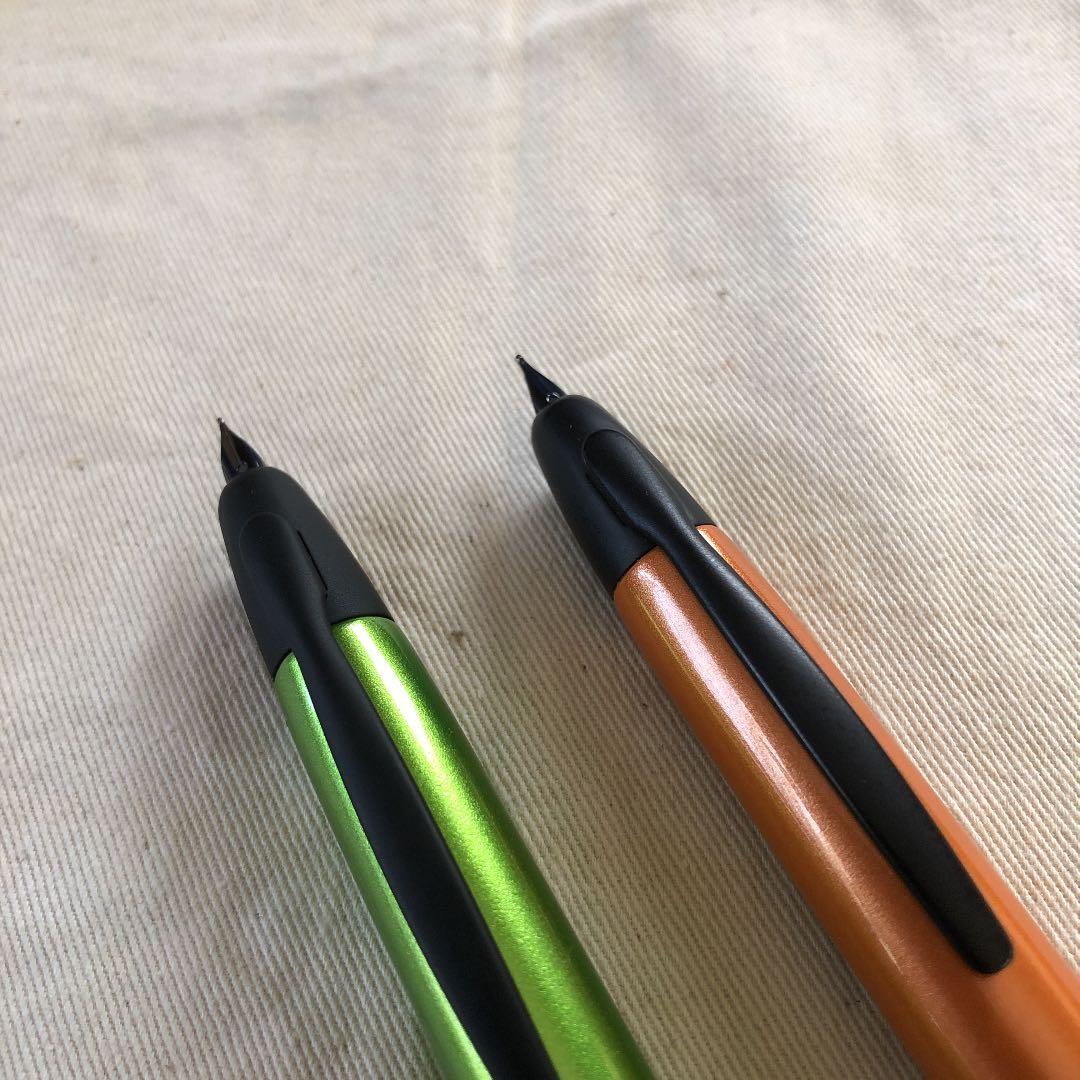 パイロット　キャップレス万年筆　海外仕様モデル　Vanishing Point