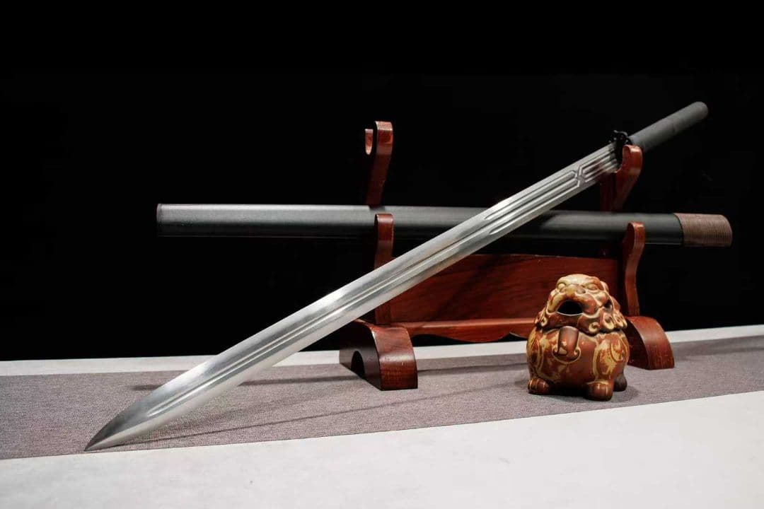 【天章唐剣】古兵器 武具 刀装具 日本刀　模造刀 居合刀 武士道 鑑賞用 美術刀