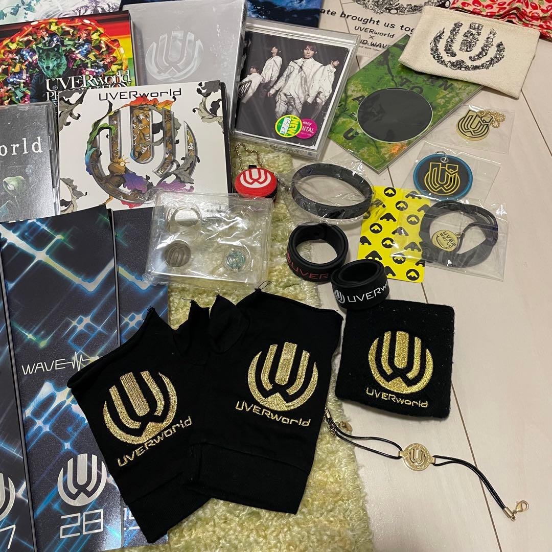 UVERworldグッズセット　CD.Tシャツ.タオル.グローブ等グッズ.会報等