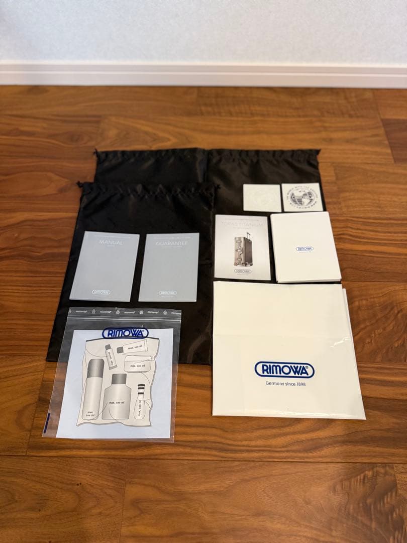 ⭐️ 未使用級⭐️　RIMOWA TOPAS チタニウム　マルチウィール　ゴールド