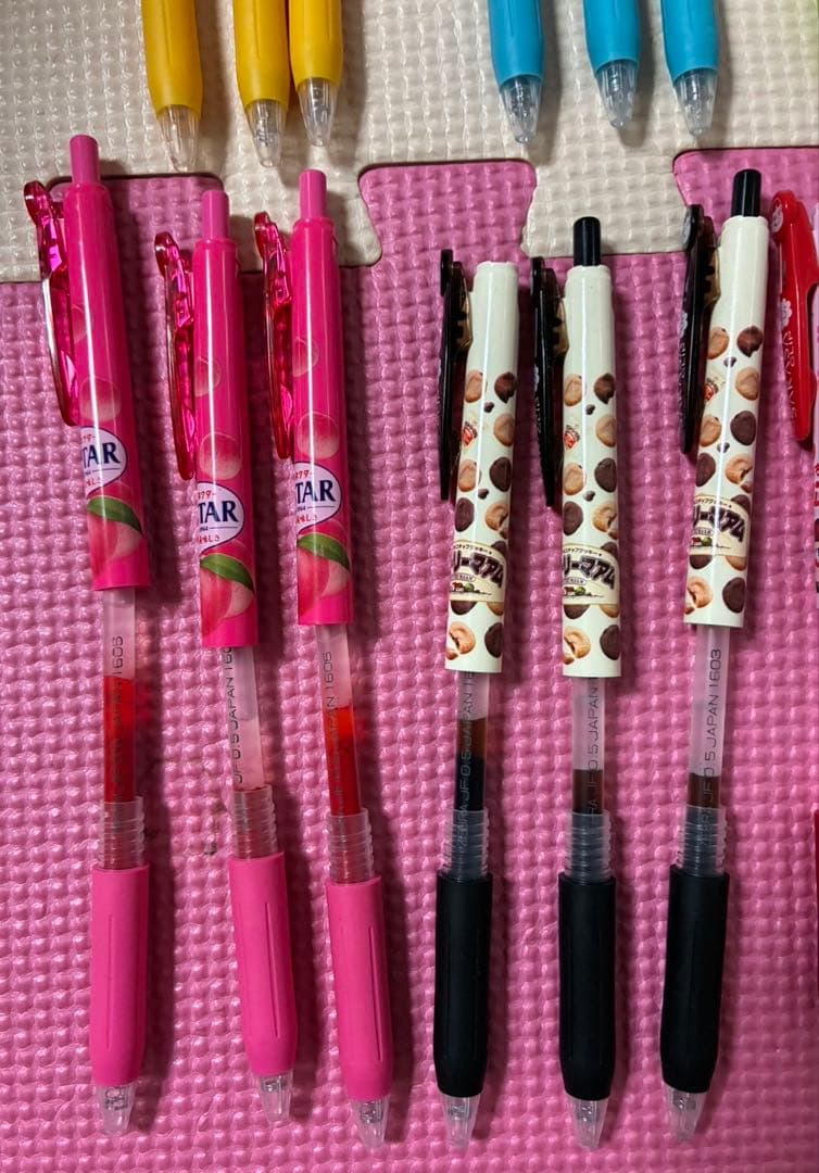 サラサ限定ペコちゃんボールペン22本