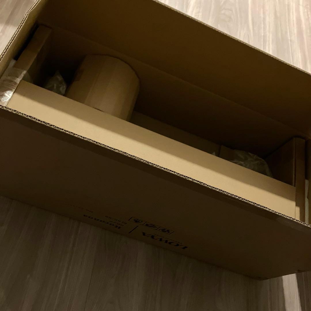 【新品】ロウヤ　LOWYA 回転シーリングライト　木目調　おしゃれ