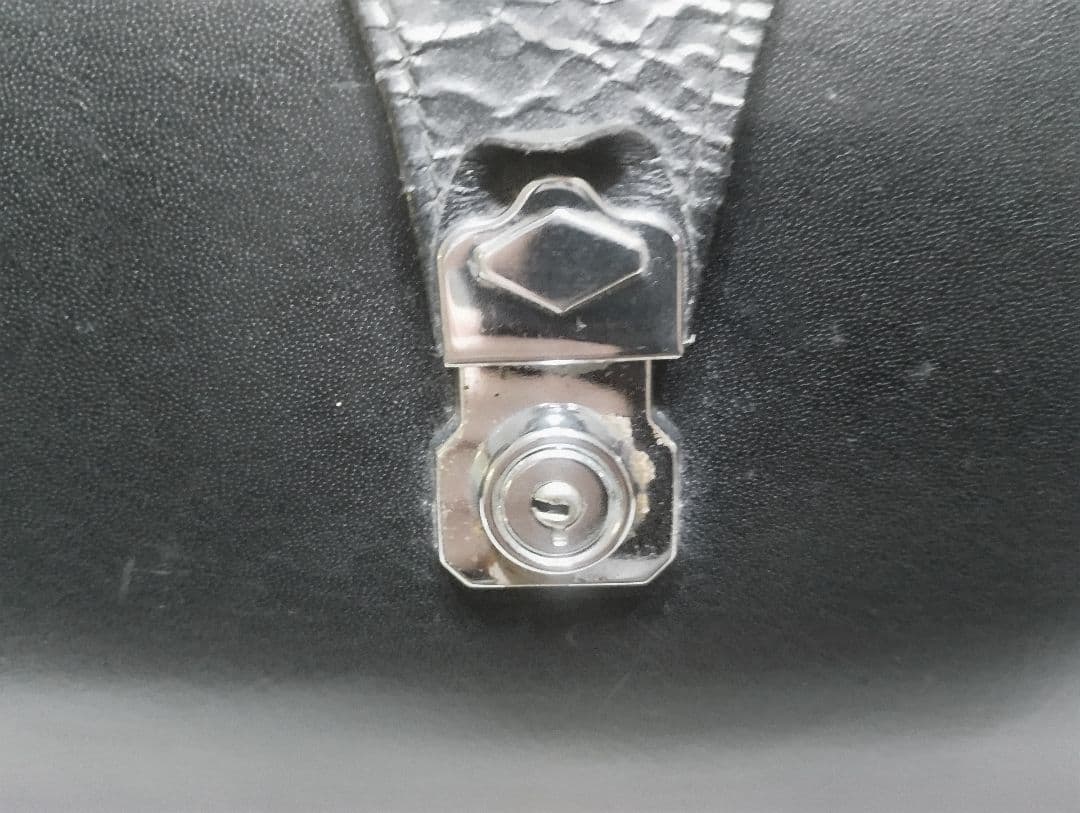 ドクターバッグ　ダレスバッグ　年代もののアンティークバッグ（再掲）