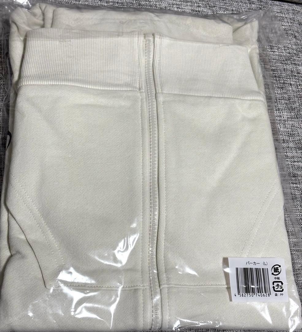 Man パーカー　L