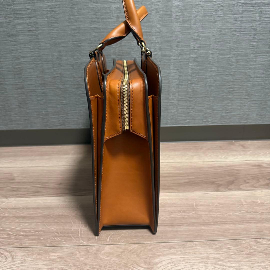 土屋鞄 マグナス レザートートバッグ(茶色)