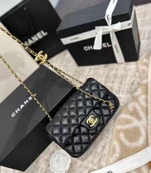 CHANEL MAKE UP ブラックレザー ショルダーバッグ ノベルティ