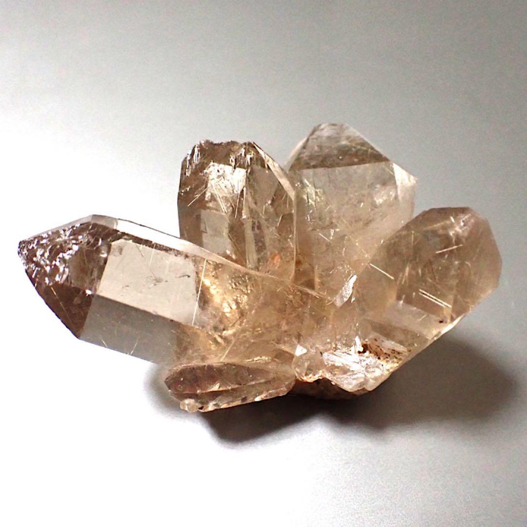 【パキスタン産】スモーキールチルクォーツ