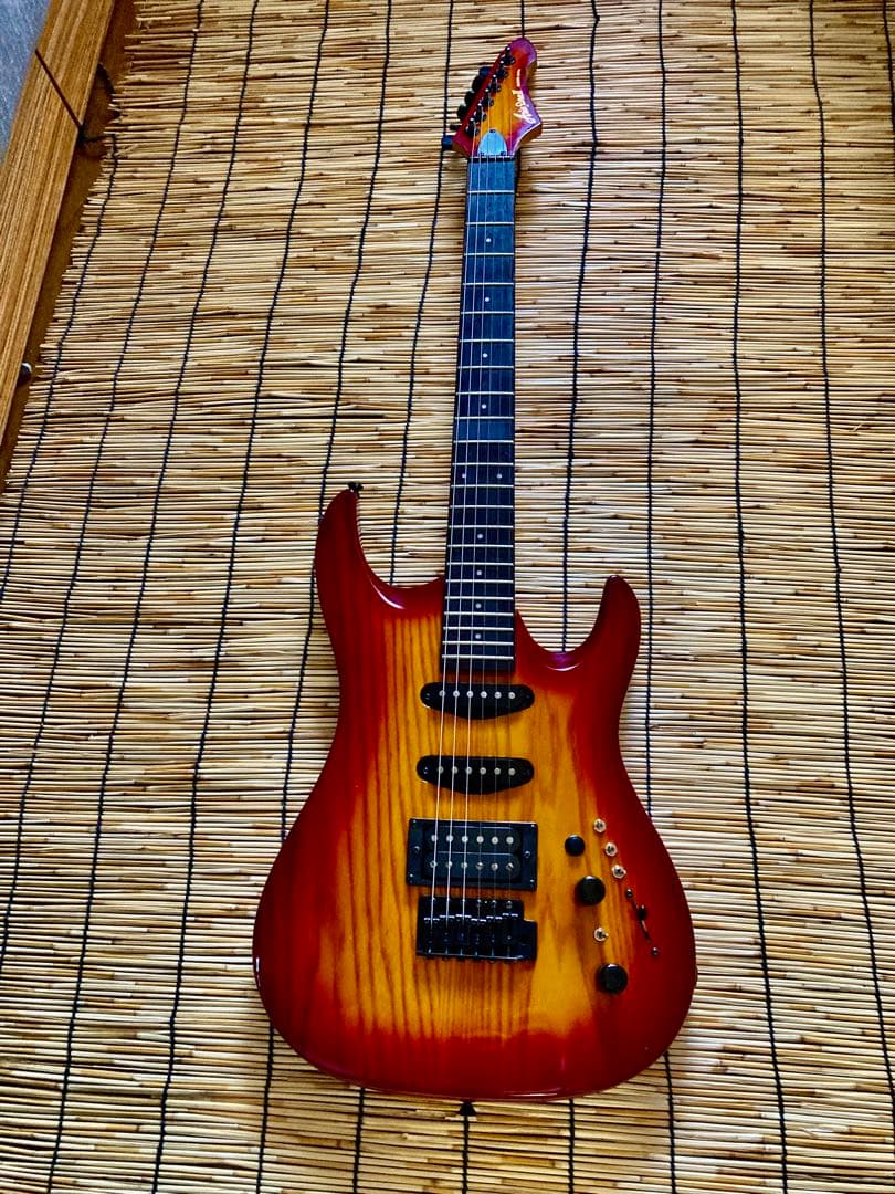 ☆値下決断☆杢目が綺麗な美品　Aria ProⅡ をモディファイして新機能満載