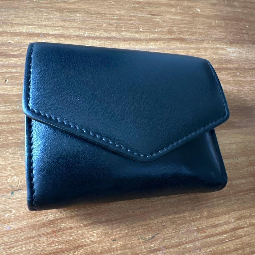 【美品】マルジェラ 三つ折り財布 エンベロープ プリント カーフスキン 黒