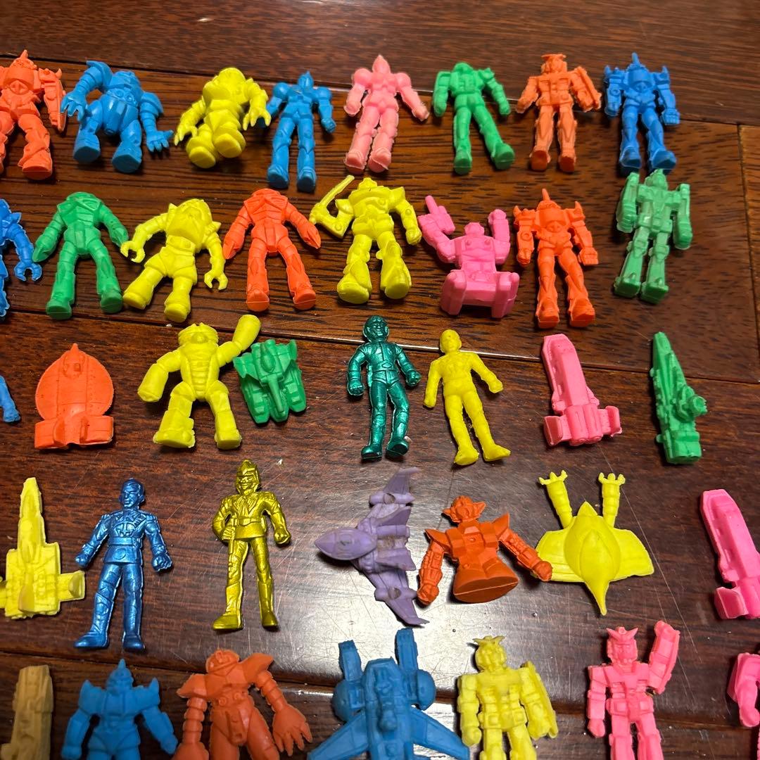 ガンダム消しゴム人形１００個まとめてセット⭐︎ガン消し⭐︎消ゴム⭐︎昭和当時物
