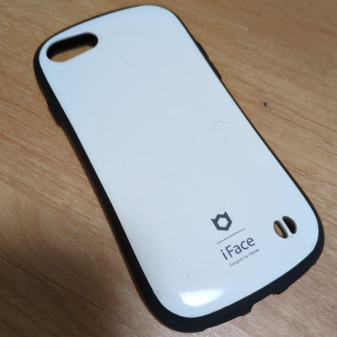 Apple iPhone8 ゴールド　本体