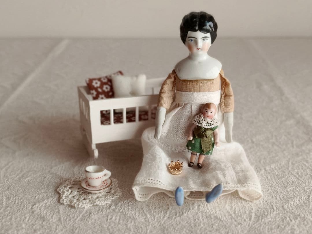 * mini doll ❀ * 親指姫のような 小さな女の子