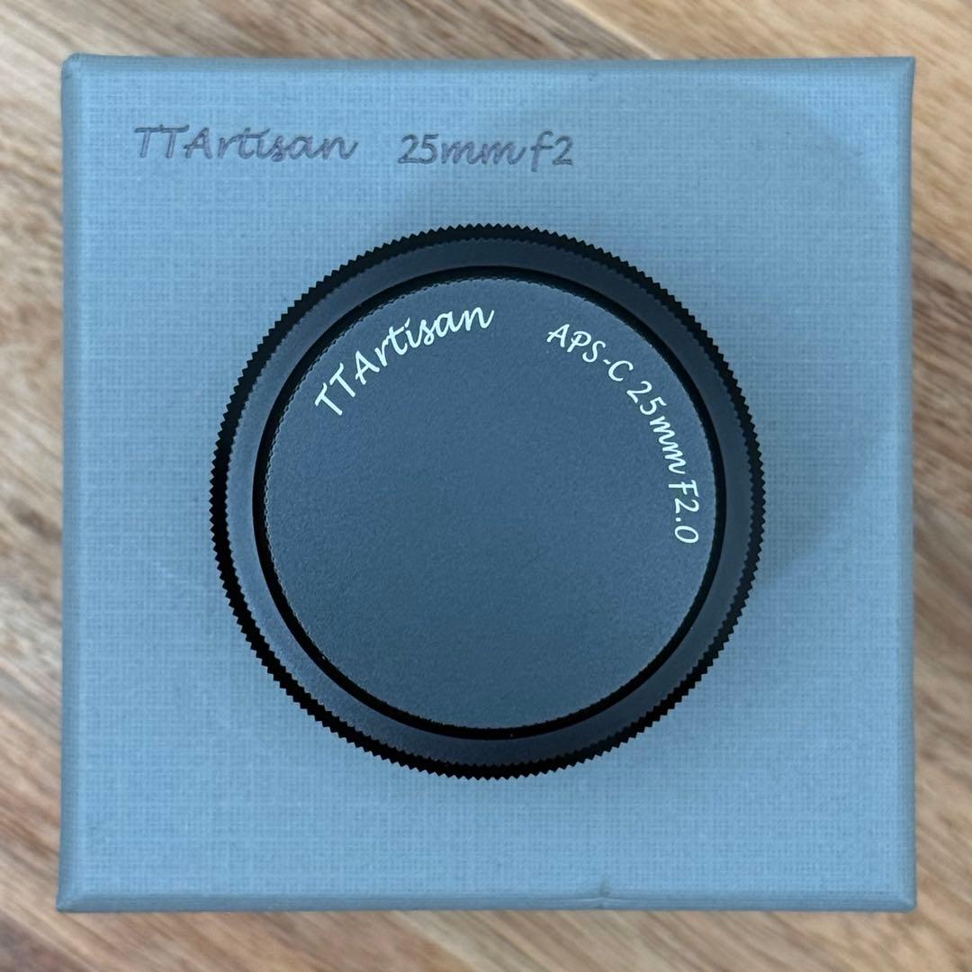 TTArtisan 25mm f2 単焦点レンズ