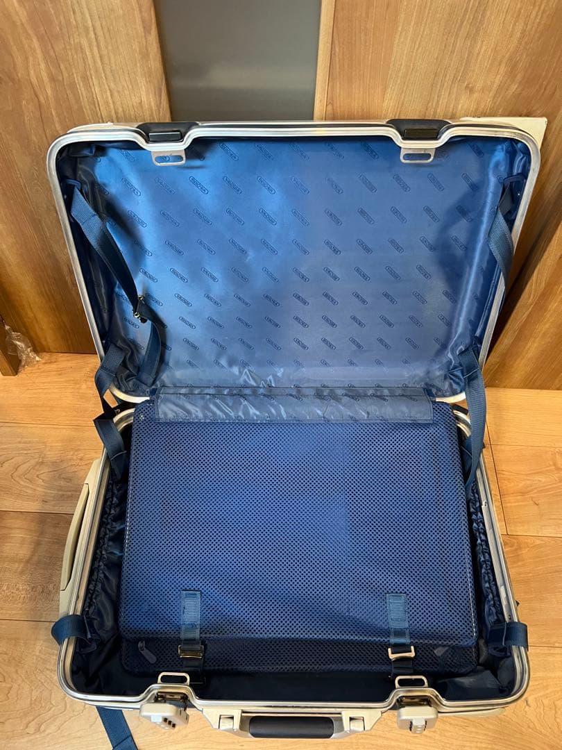 ★希少★ RIMOWA リモワ シルバーインテグラル 35L 2輪