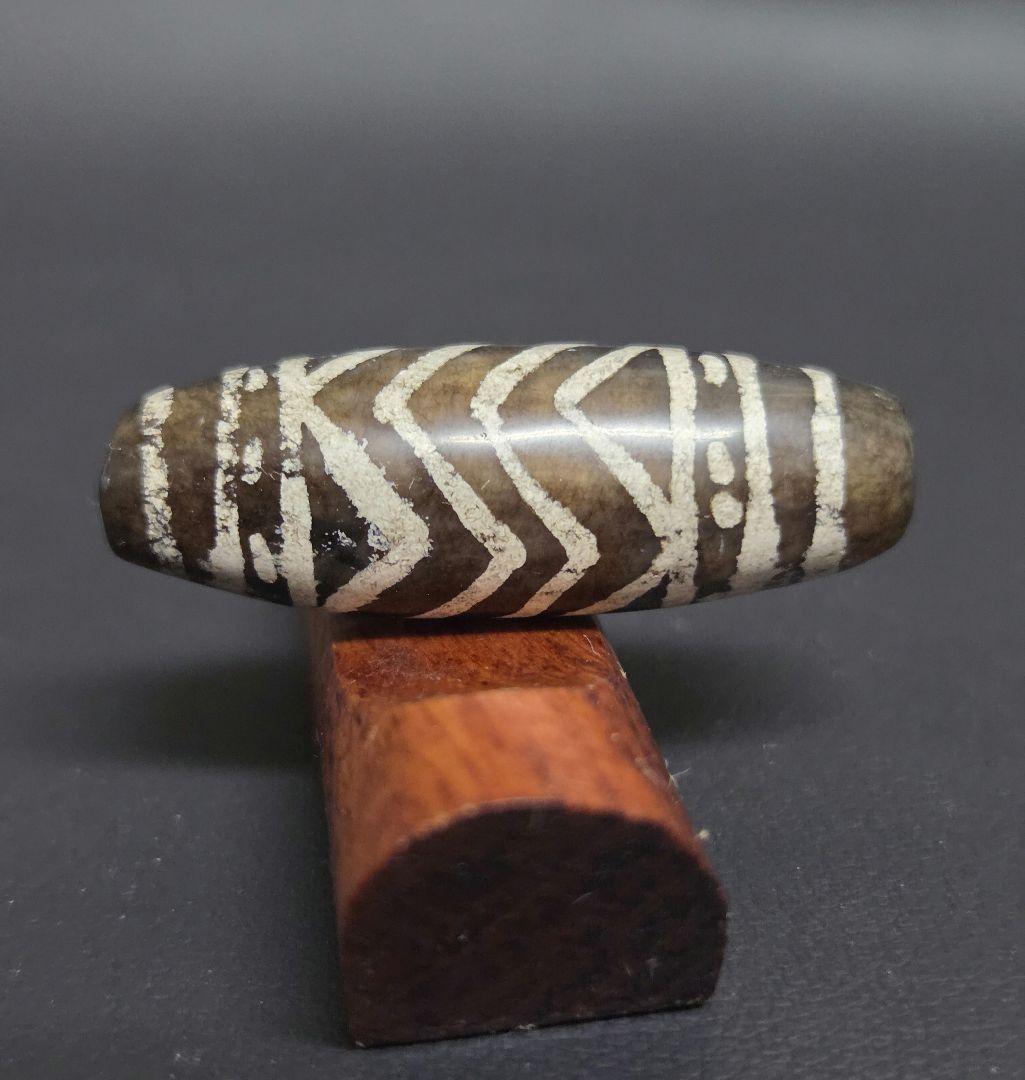 809　天珠　エッチドカーネリアンEched carnelian　！