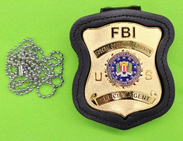 LB6新品嵌込式BIGSIZE FBI レプリカ バッジ レザーケース クリップ