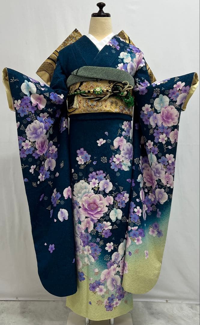 振り袖　フルセット　成人式　長襦袢付　金彩　刺繍　銀通し　ゆったりサイズ　652