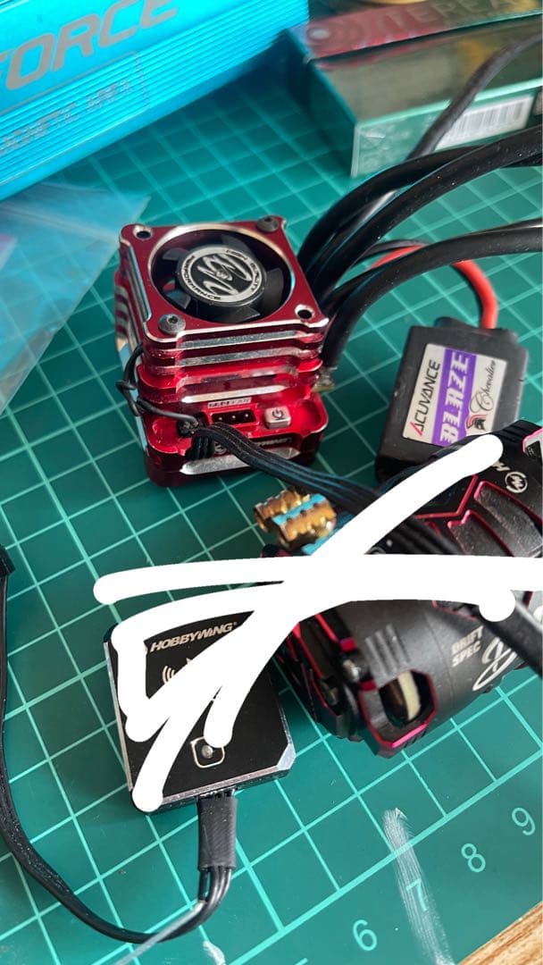 Hobbywing XERUN ESC レッド