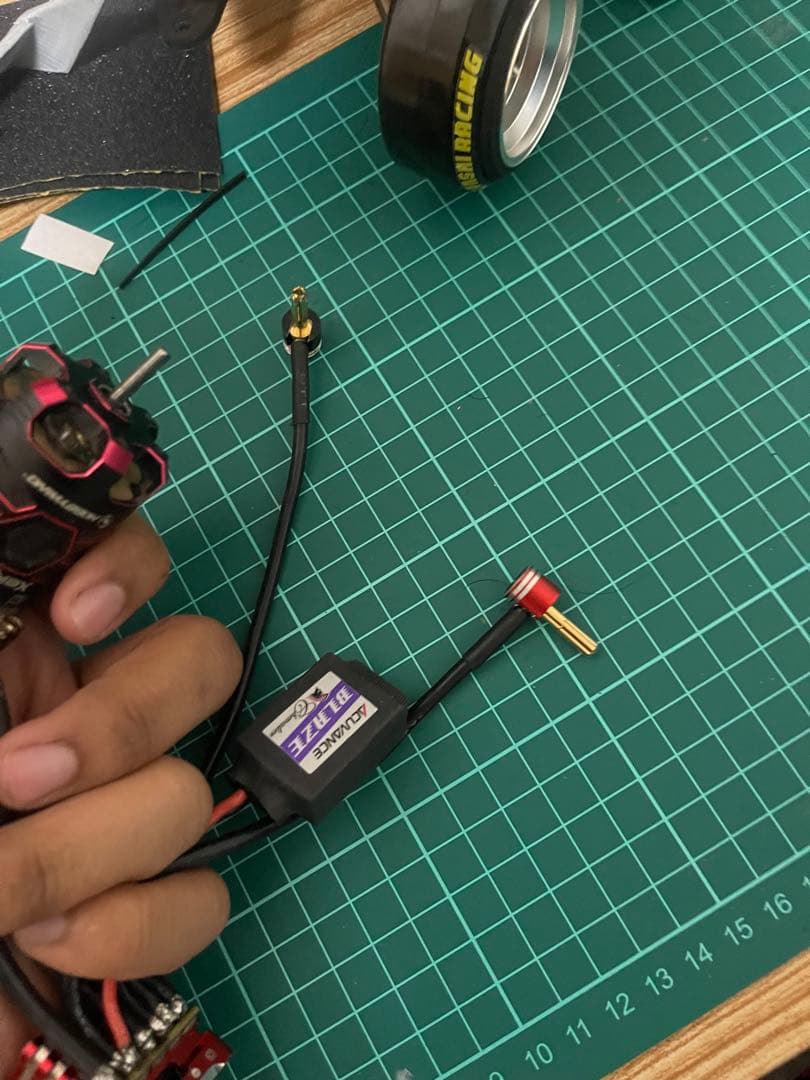 Hobbywing XERUN ESC レッド