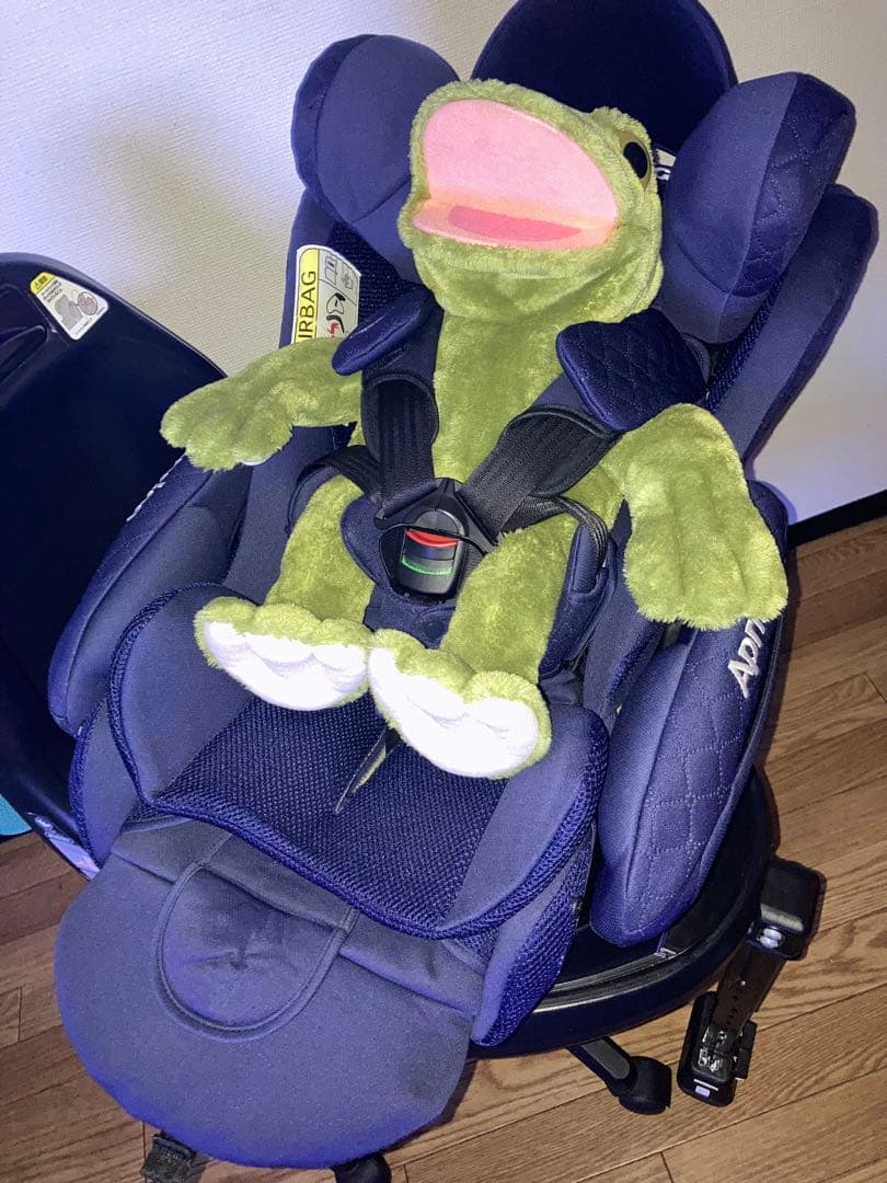 ばーばぱぱ⭐️フラディアグロウプレミアムISOFIXチャイルドシート