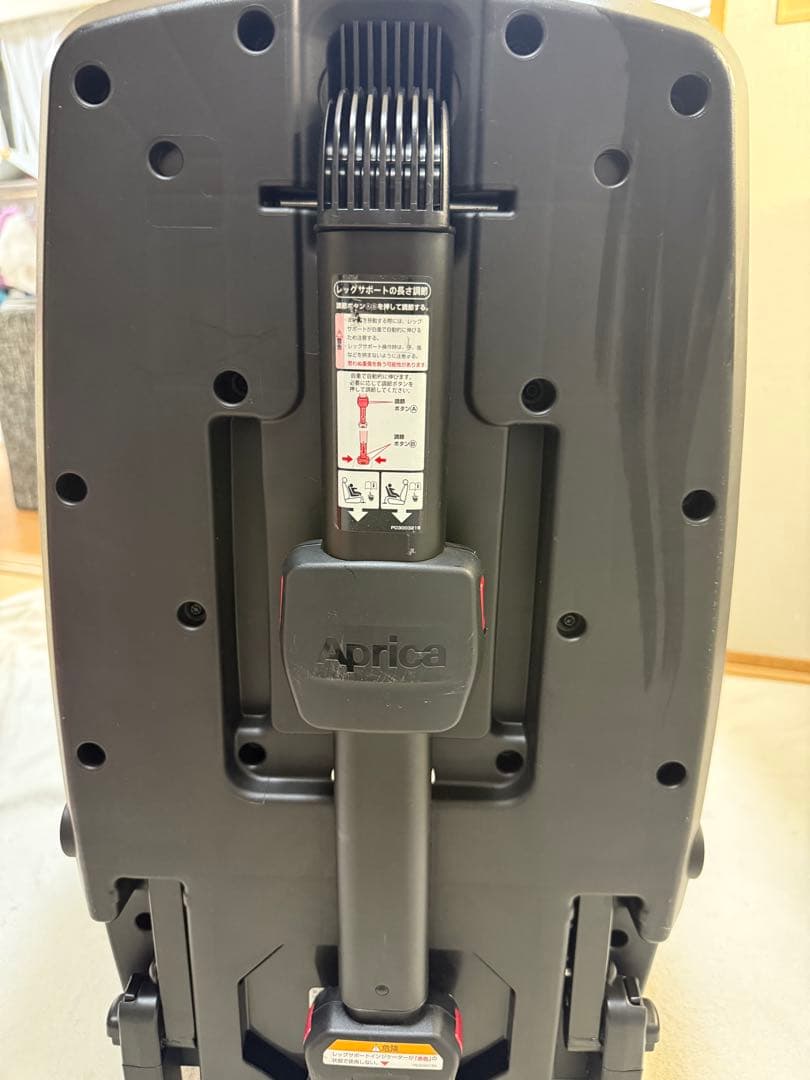 12/15日まで値下げ！【美品】アップリカ クルリラチャイルドシートISOFIX