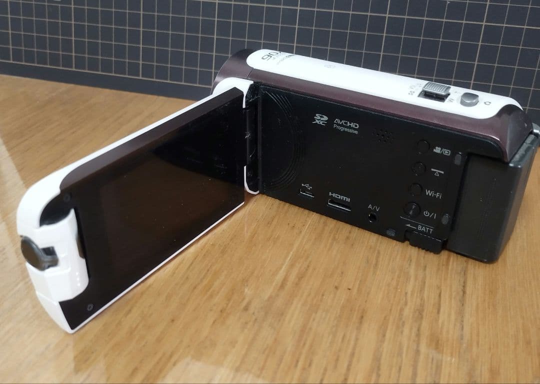 【ジャンク品】Panasonic HC-W570M ビデオカメラ　ホワイト