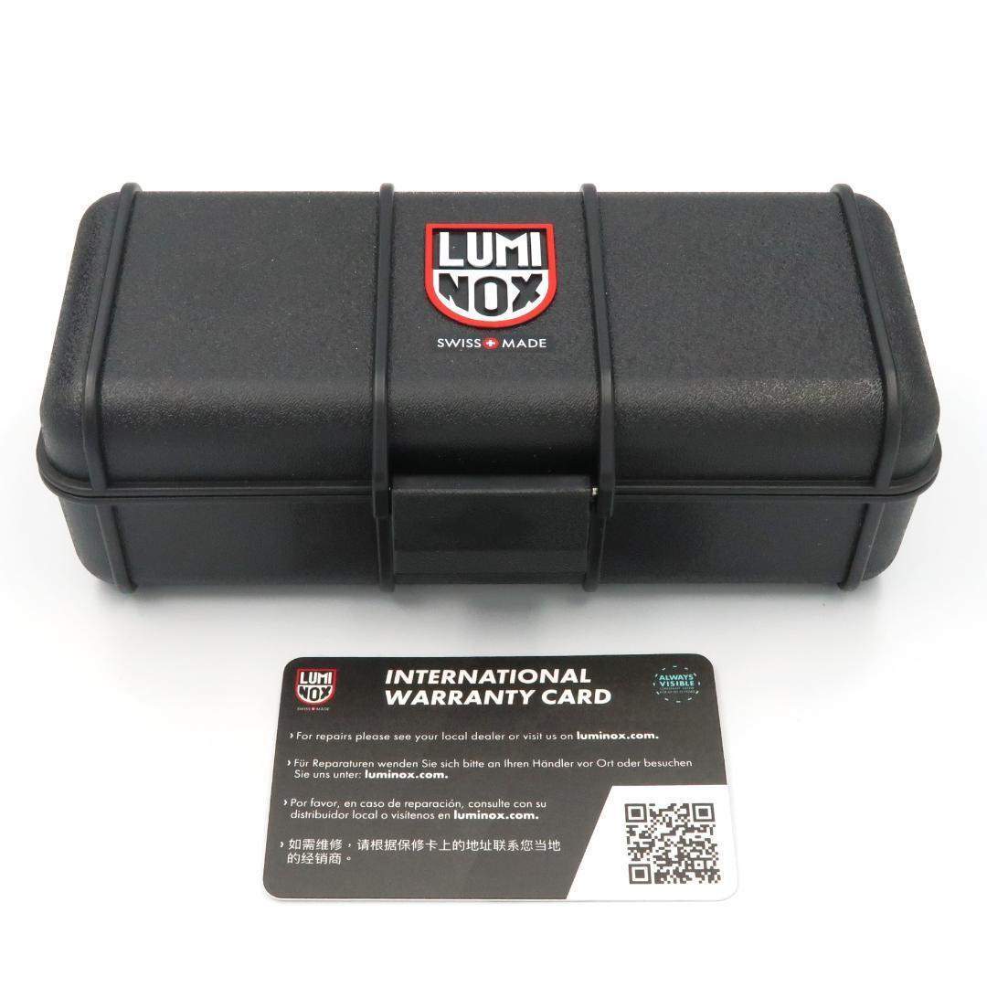 Luminox ルミノックス 腕時計 XL.8881.F　ブラック　スイスメイド